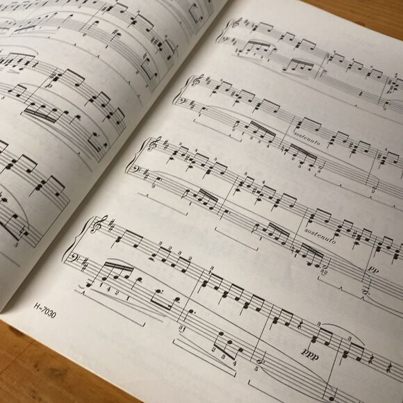 55 1/2 Piano Solos RL Huntzinger - Picture 4 of 6